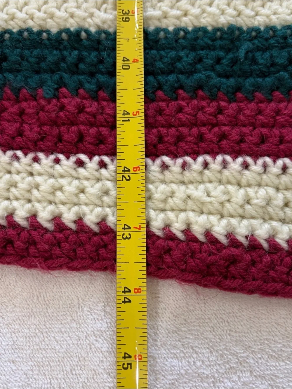 Handmade Crochet Throw Blanket Fringe Cranberry Evergreen Cream 67x43
